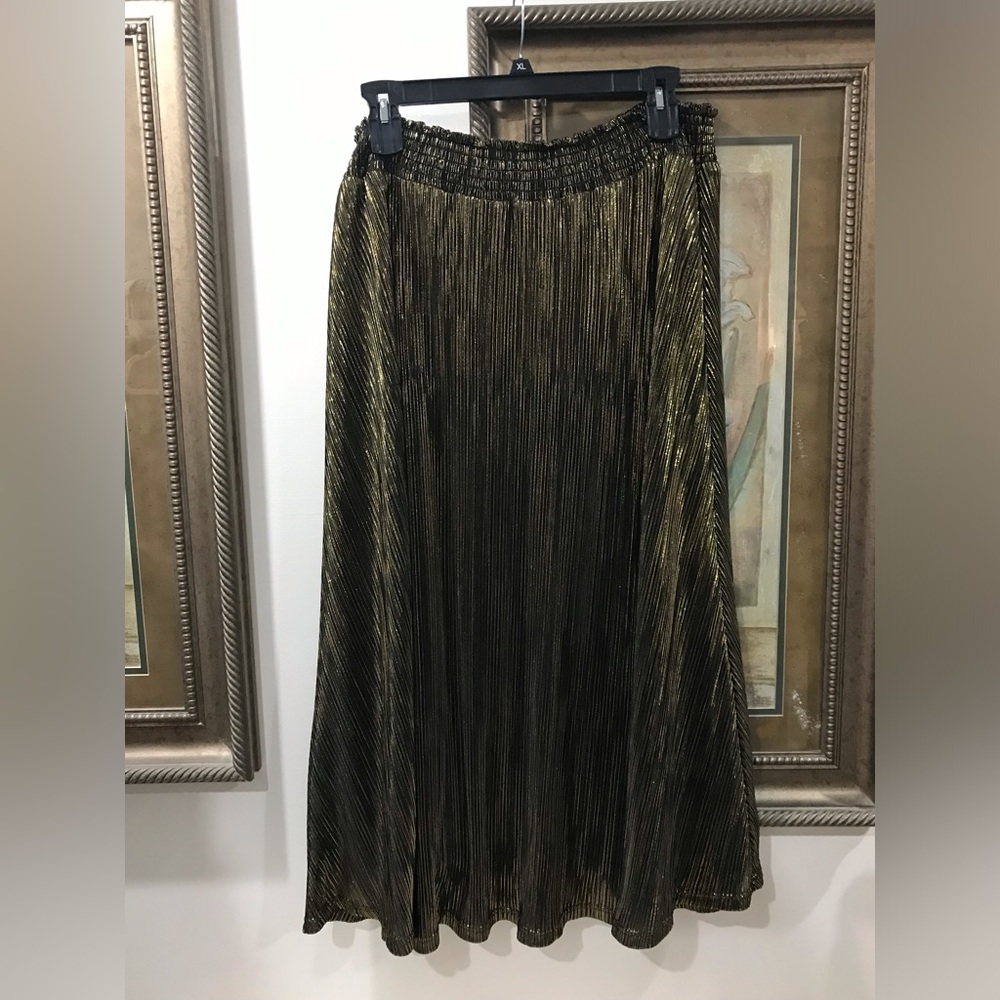 Metallic Pleated A-Line Skirt - Gold/Black